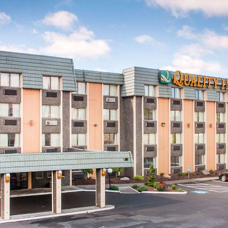 Quality Inn Tigard Portland Southwest Bagian luar foto