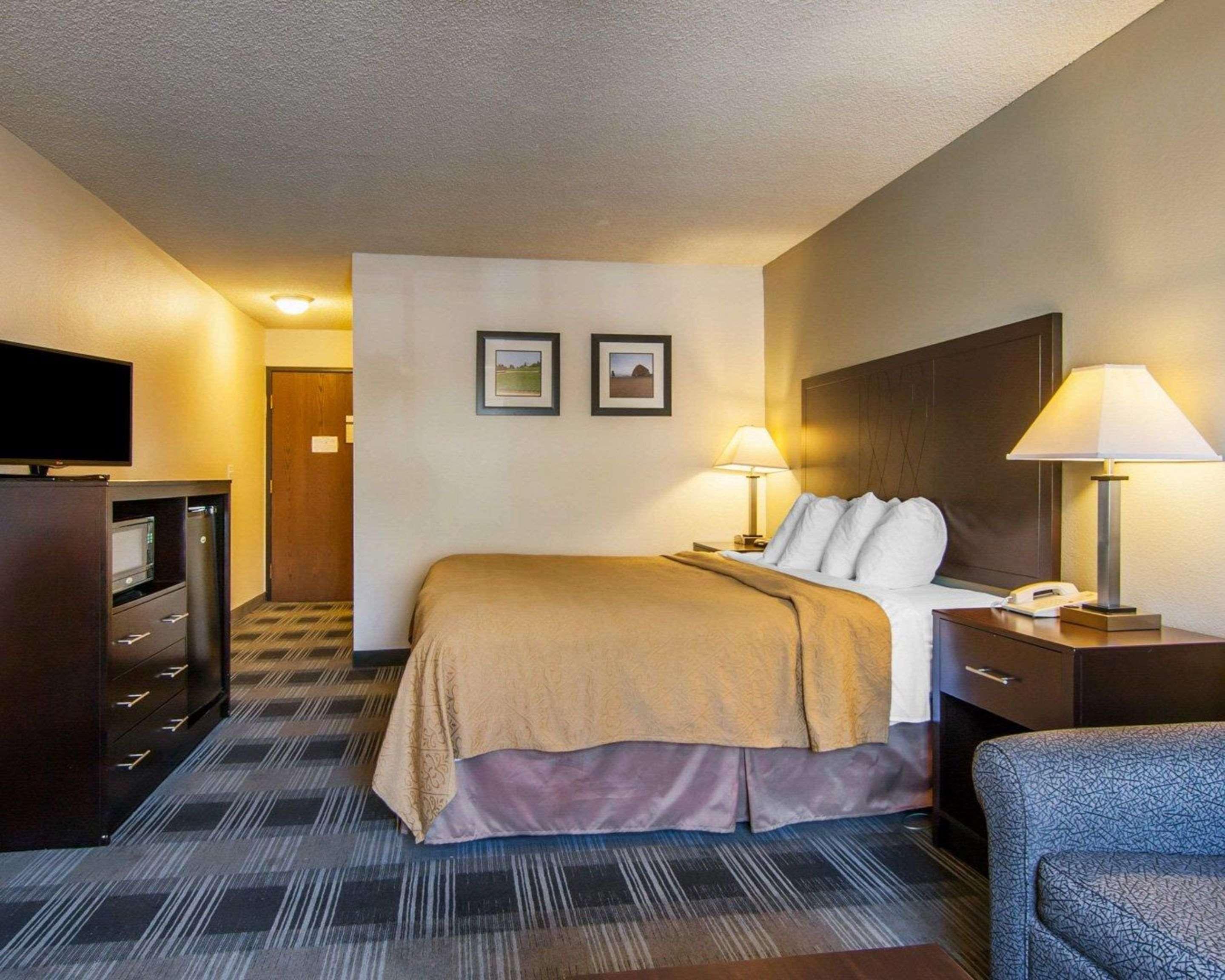 Quality Inn Tigard Portland Southwest Bagian luar foto