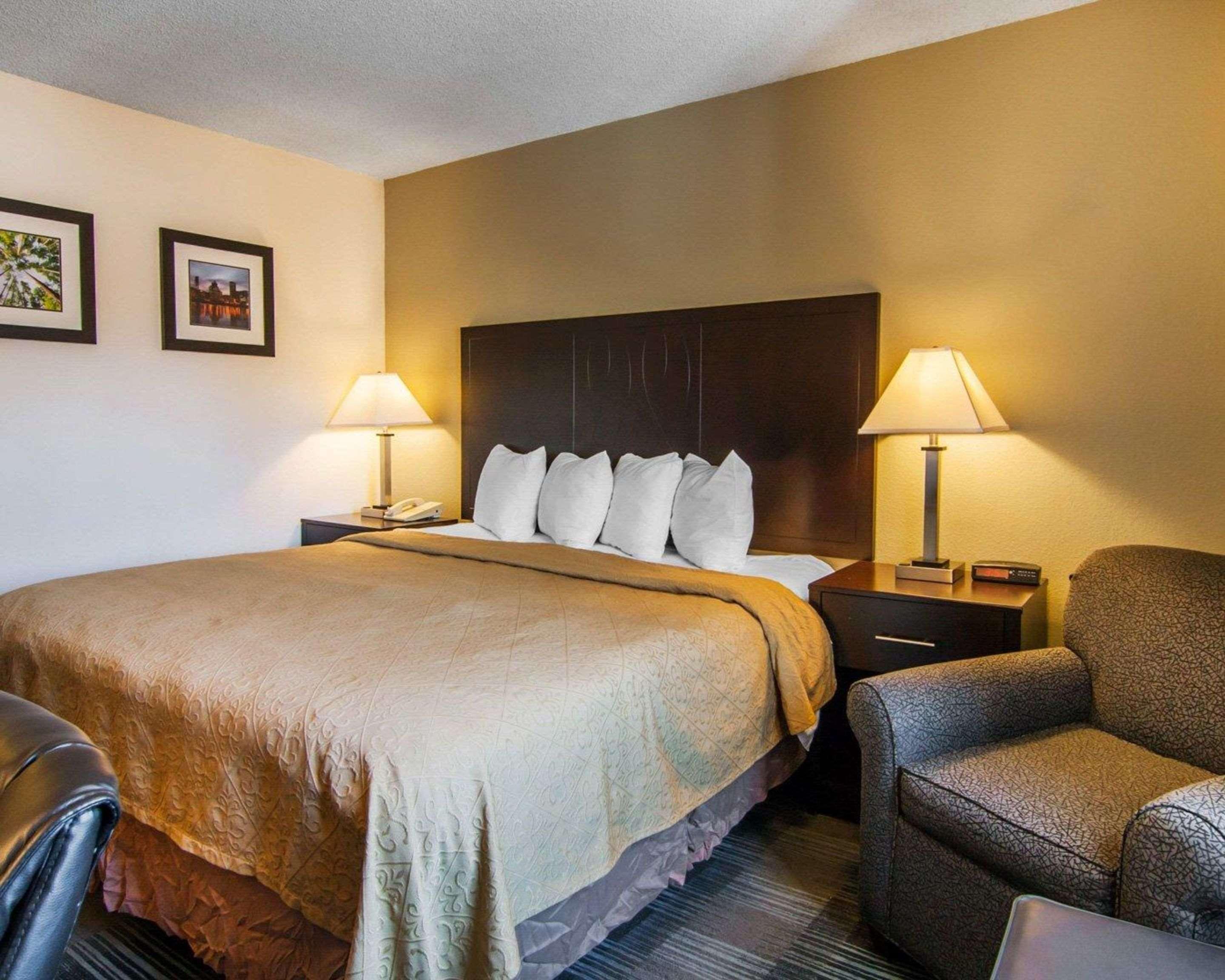 Quality Inn Tigard Portland Southwest Bagian luar foto