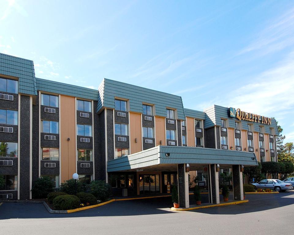 Quality Inn Tigard Portland Southwest Bagian luar foto