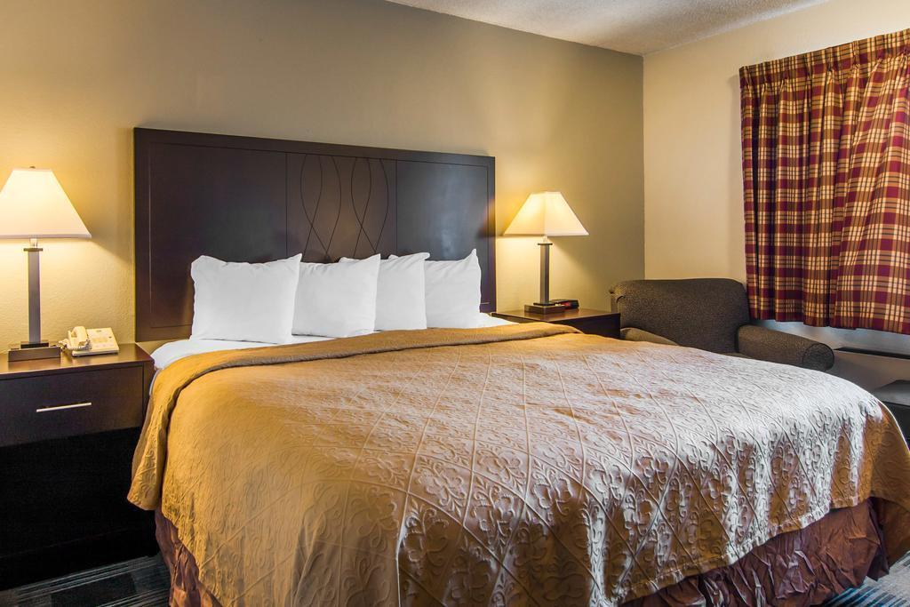 Quality Inn Tigard Portland Southwest Bagian luar foto