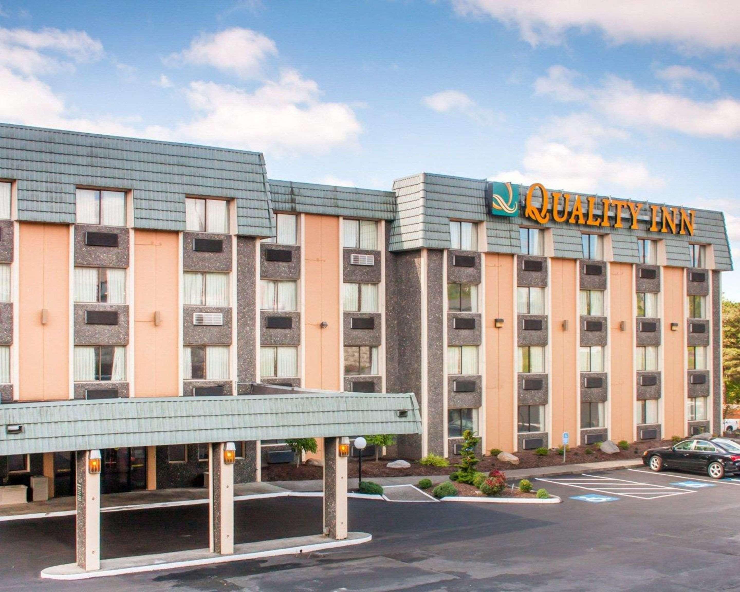 Quality Inn Tigard Portland Southwest Bagian luar foto
