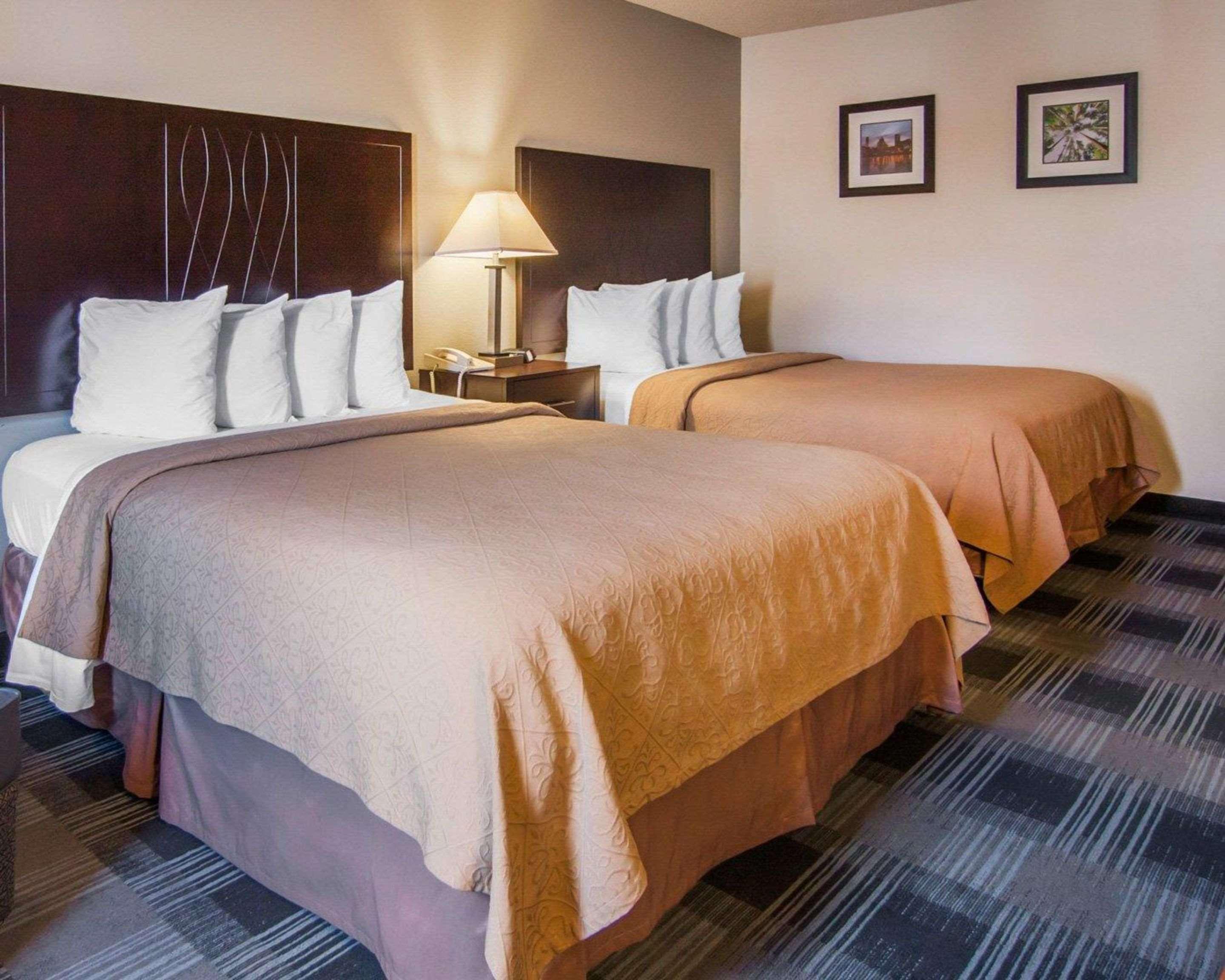 Quality Inn Tigard Portland Southwest Bagian luar foto
