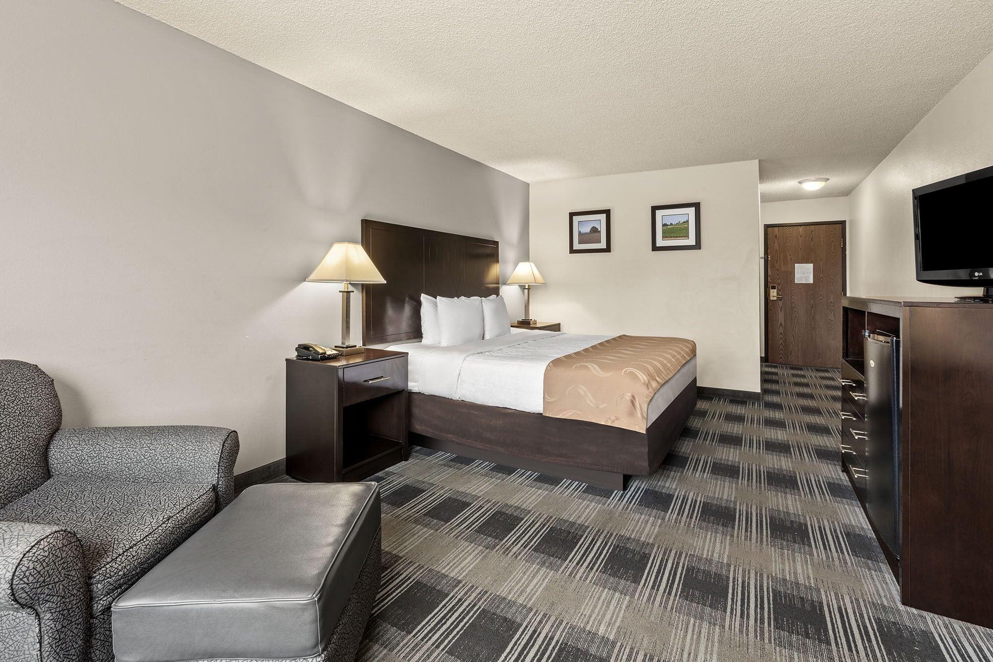 Quality Inn Tigard Portland Southwest Bagian luar foto